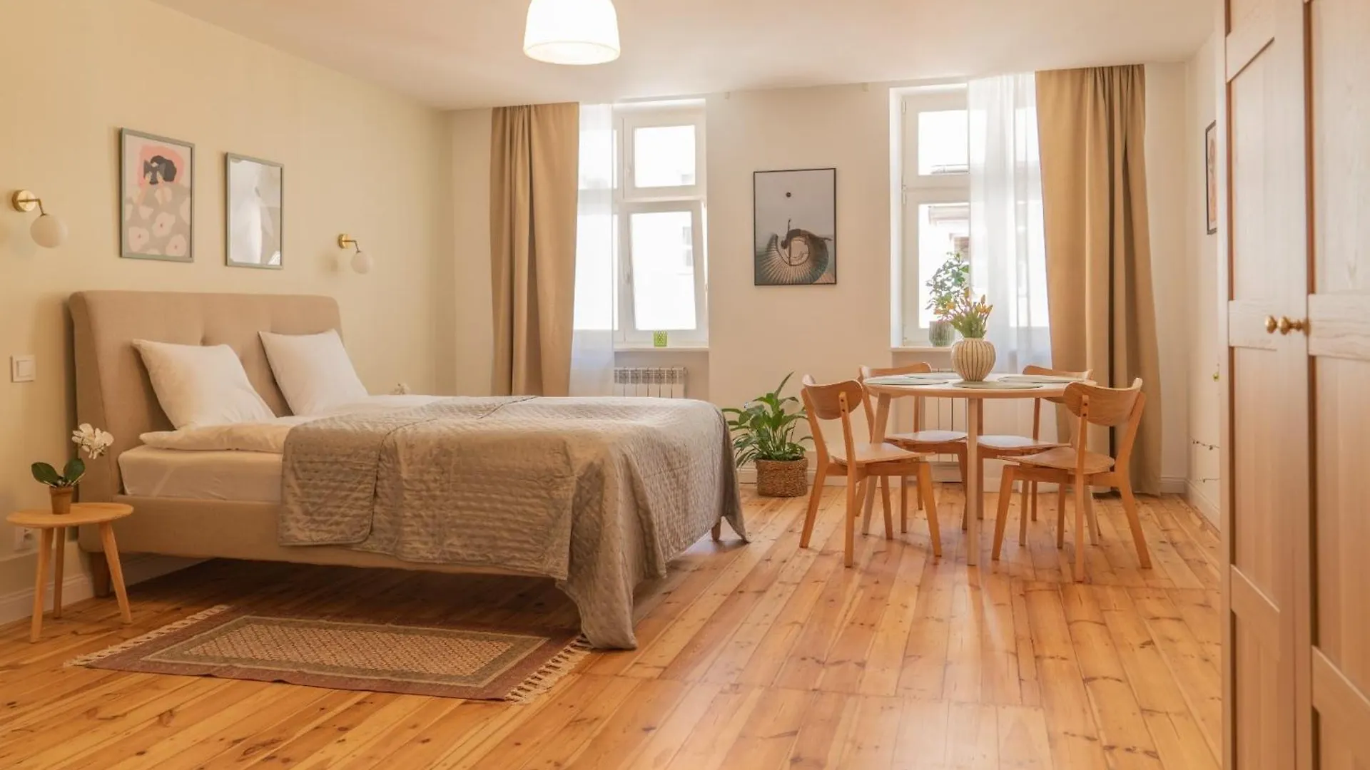 Cocorico Apartments Πόζναν 0*,  Πολωνία