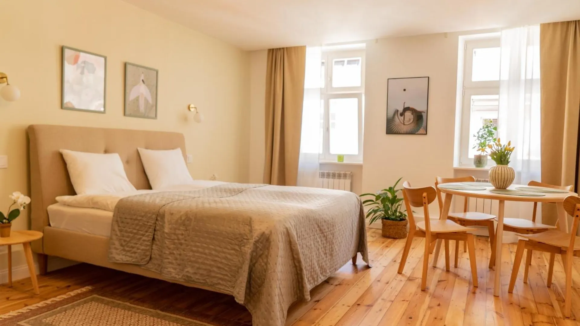 Cocorico Apartments Πόζναν 0*,